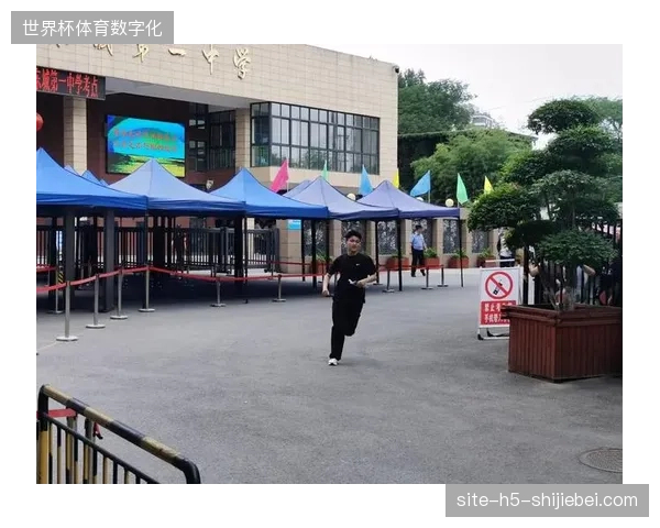 压缩推流模型迁移至黑河体育场，交互指令资源衔接远东体育版图。